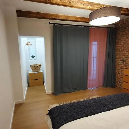 Apartment Sienkiewicza 8 *